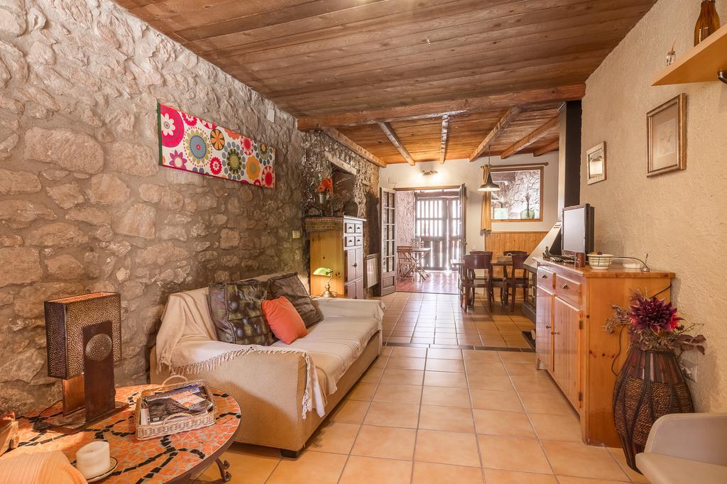 Can Sola La Vall De Bianya Sant Pere Despuig Exterior photo